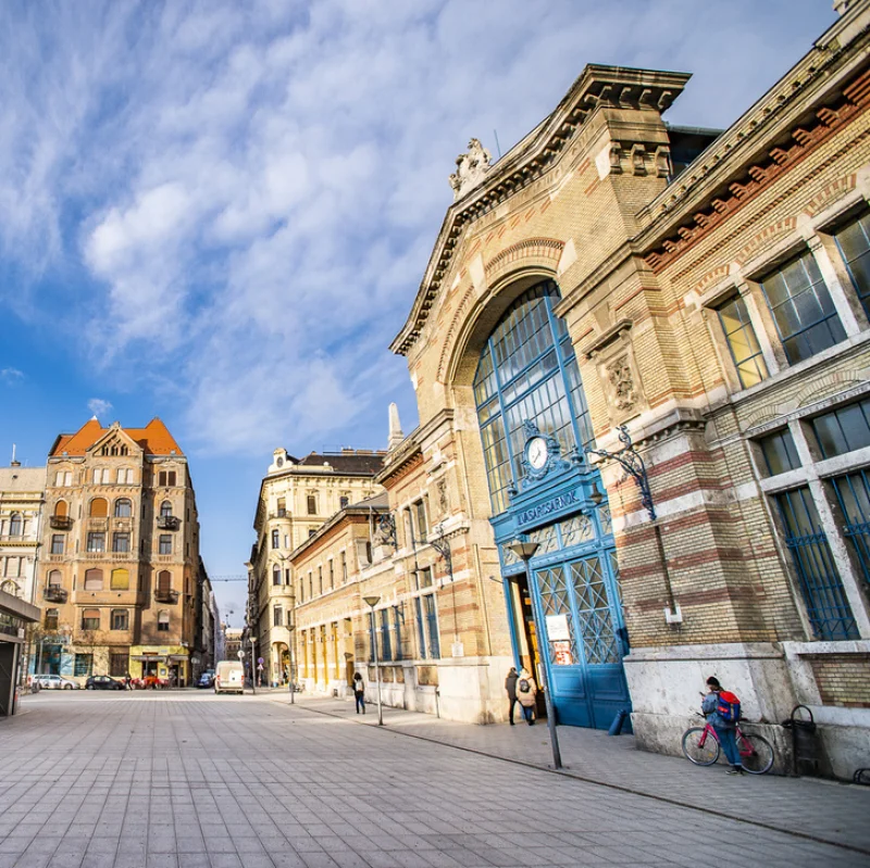 Rákóczi Square Named One of the World’s Coolest Neighbourhoods