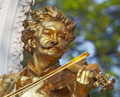 Statue Johann Strauss • Vienna, Austria